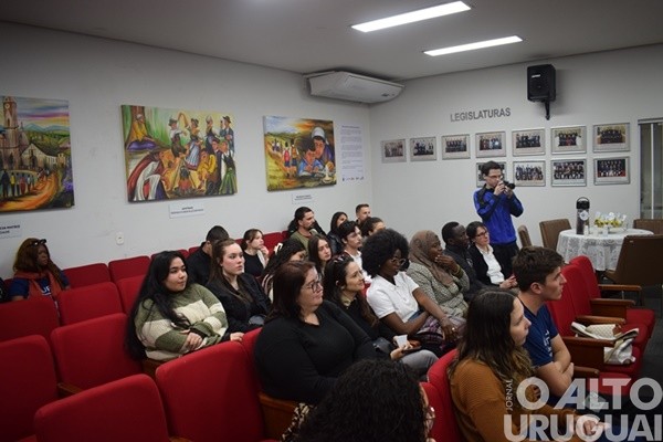 IntegraLegis aproxima Poder Legislativo e acadêmicos de Comunicação da UFSM/FW