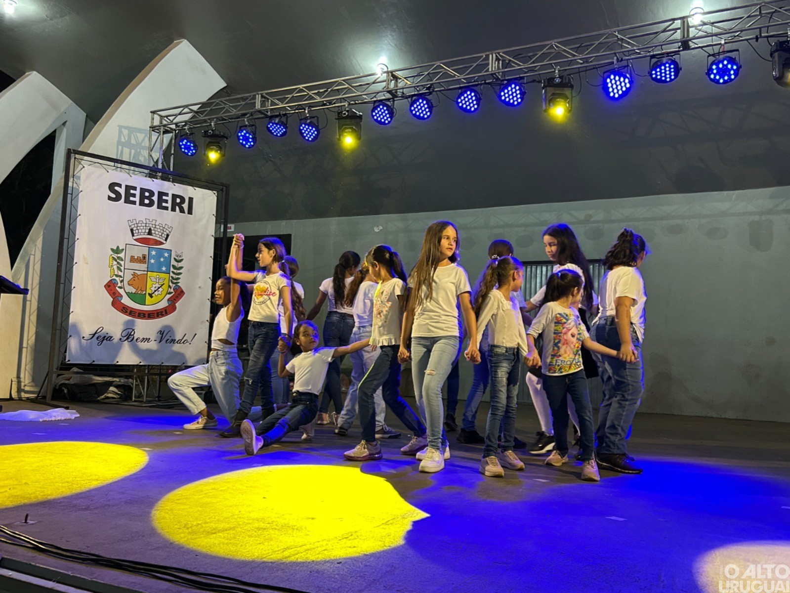 Escolas Estaduais e Academia Ven encantam público em Seberi