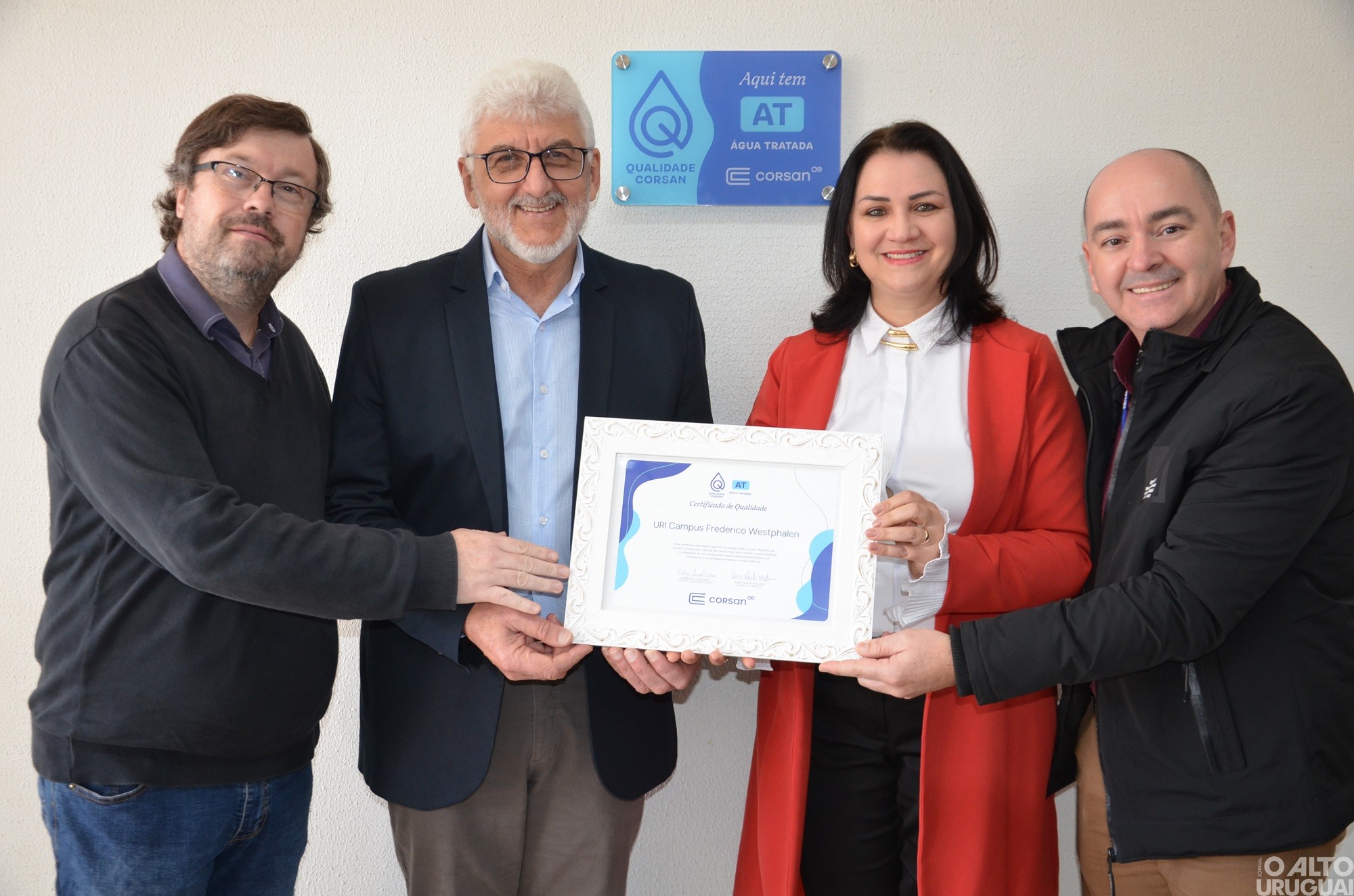 Corsan entrega selo de qualidade da água para URI/FW