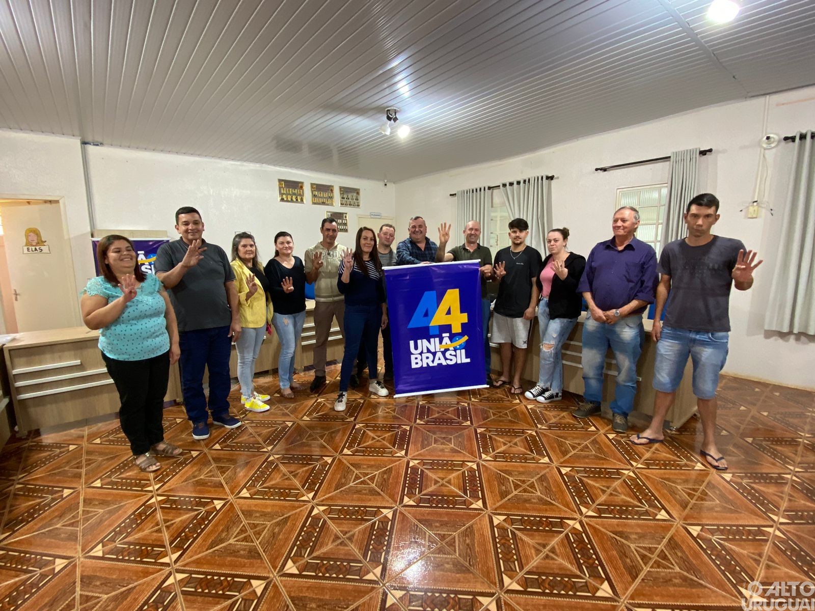 Consenso aprova pré-candidatura de Álvaro Decarli e Givanildo Cenci ao Executivo de Cerro Grande