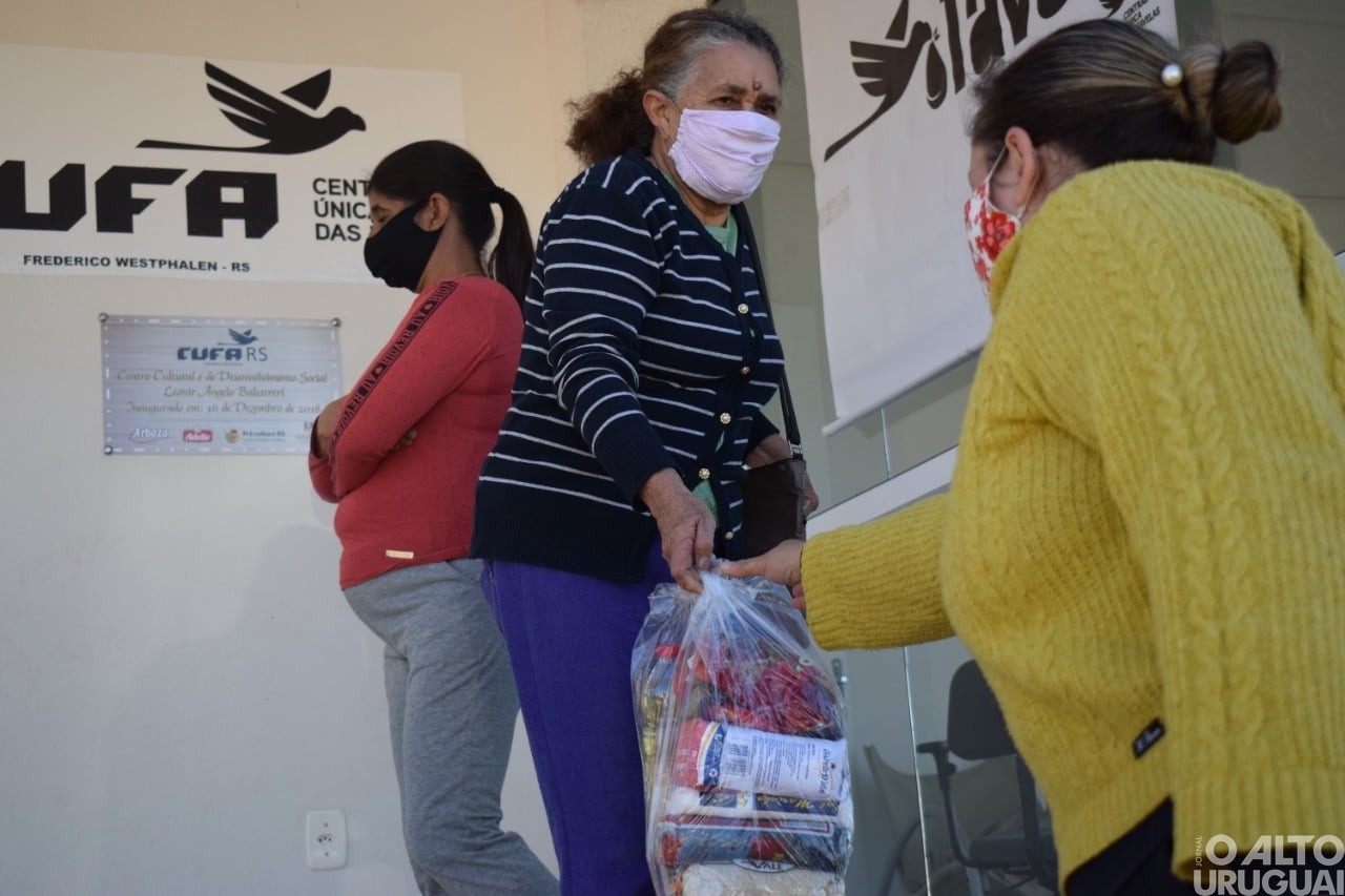 Mais de 200 toneladas de alimentos são distribuídas