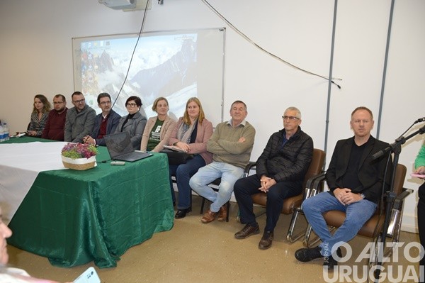 IFFar-FW inicia curso para produtoras de derivados do leite