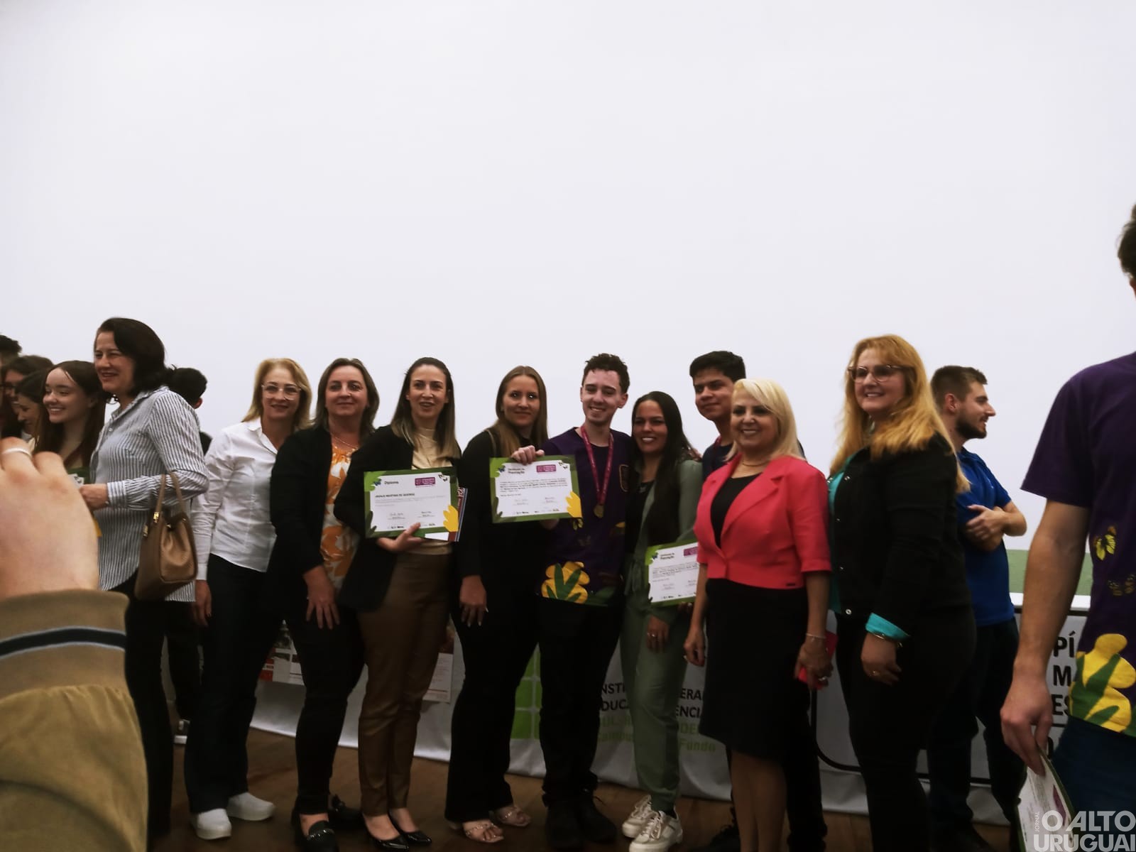 Estudantes da 20ª CRE recebem premiações da 18ª OBMEP