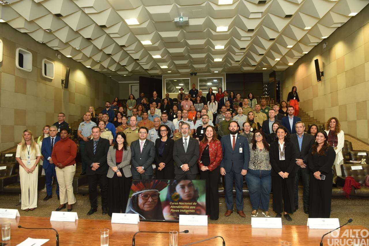 Delegada da 14ª DPRI representa o RS em curso nacional sobre atendimento a povos indígenas