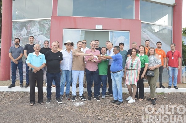 Fundectur recebe oficialmente estrutura para centro turístico