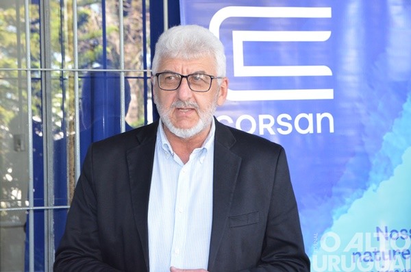 Escola Cardeal Roncalli de FW recebe certificado em qualidade de água tratada