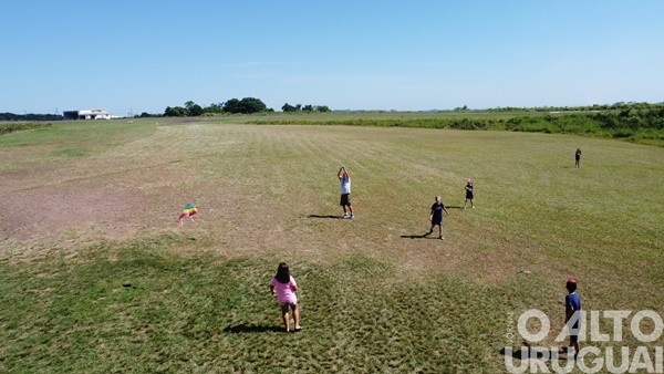 “Ventos de alegria” deixam colorido o céu de FW