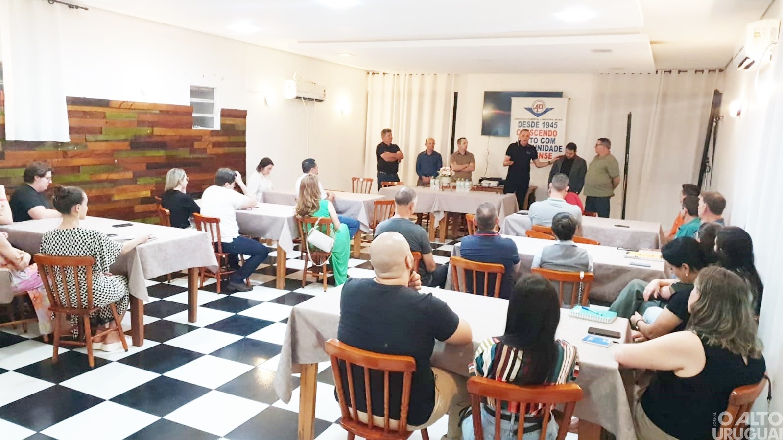 Fórum Regional das ACIs aborda oportunidades no comércio eletrônico