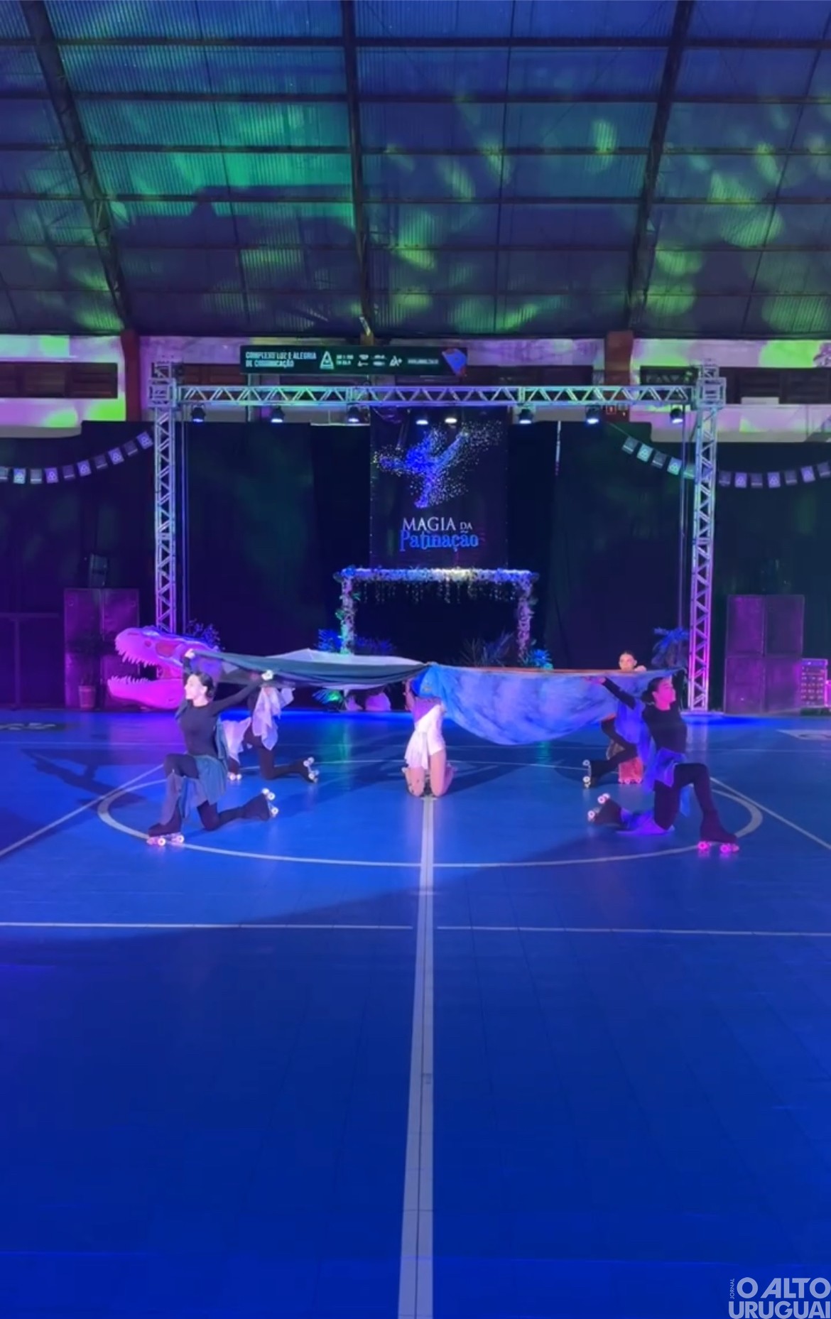 Clube Magia da Patinação encanta Frederico Westphalen com espetáculo ecológico