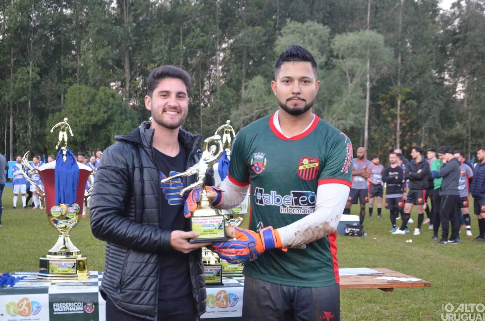 Castelinho é campeão municipal de futebol de FW