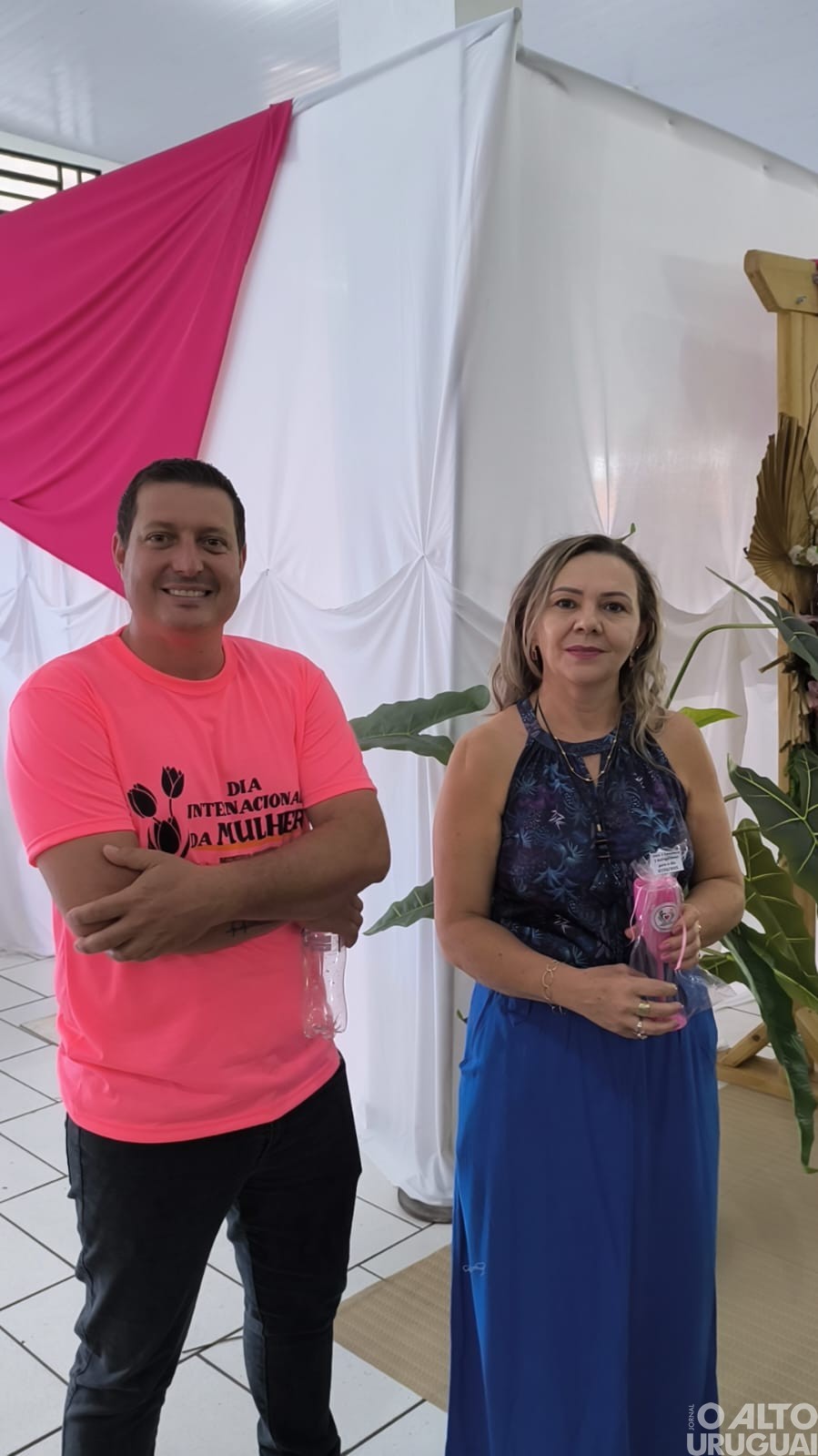 Mulheres lotam salão paroquial de Planalto