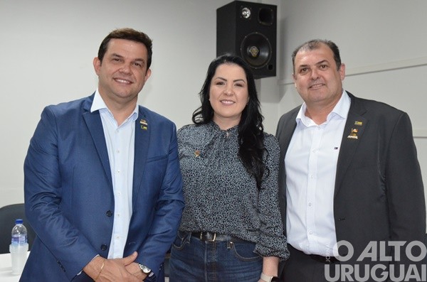 Amng realiza reunião de prefeitos durante Festiplan em Planalto
