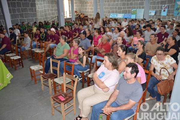 URI/FW realiza em Iraí Seminário de Projetos Profissionais e de Vida dos alunos