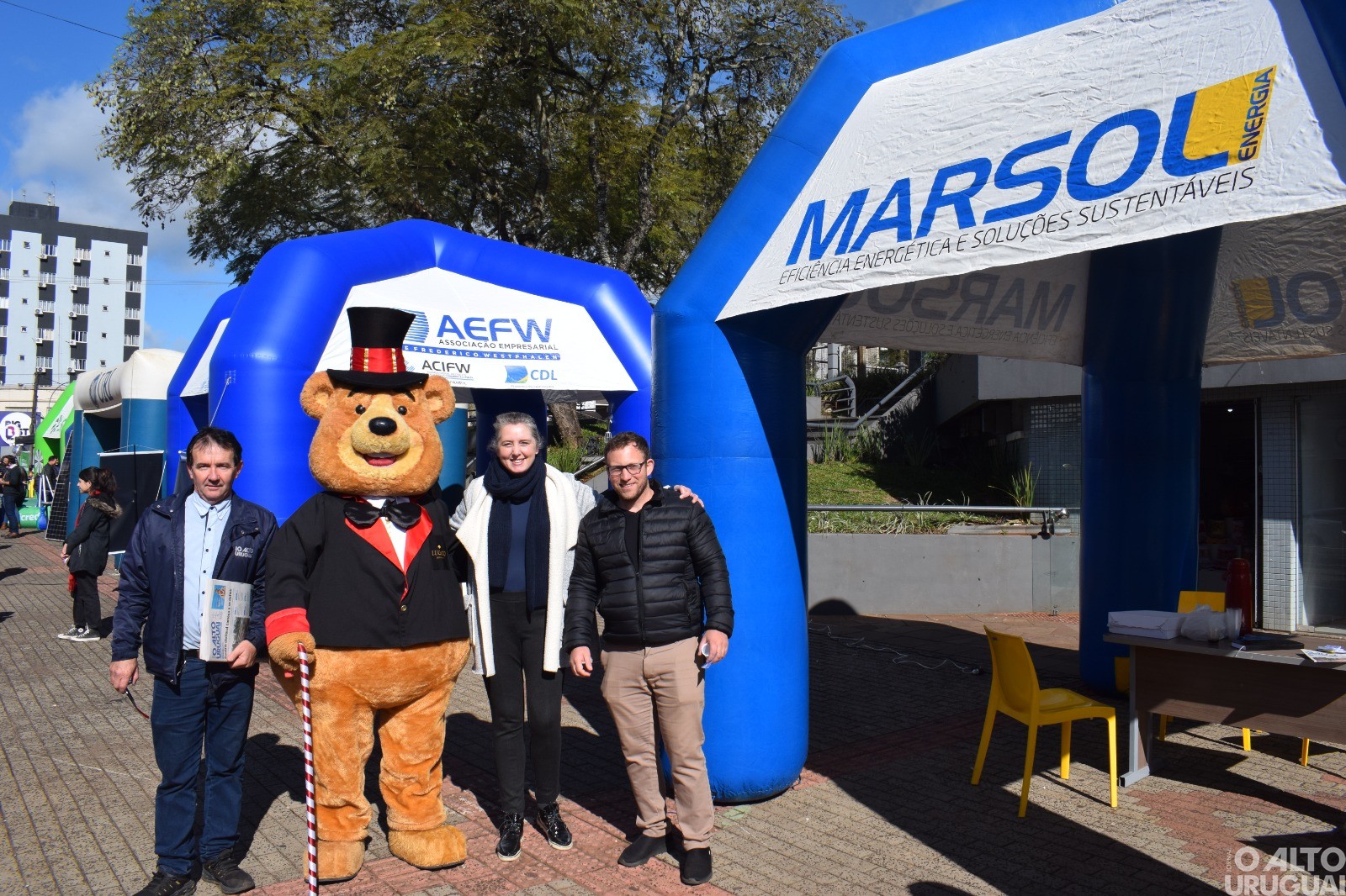 Comércio de FW estará aberto neste sábado à tarde