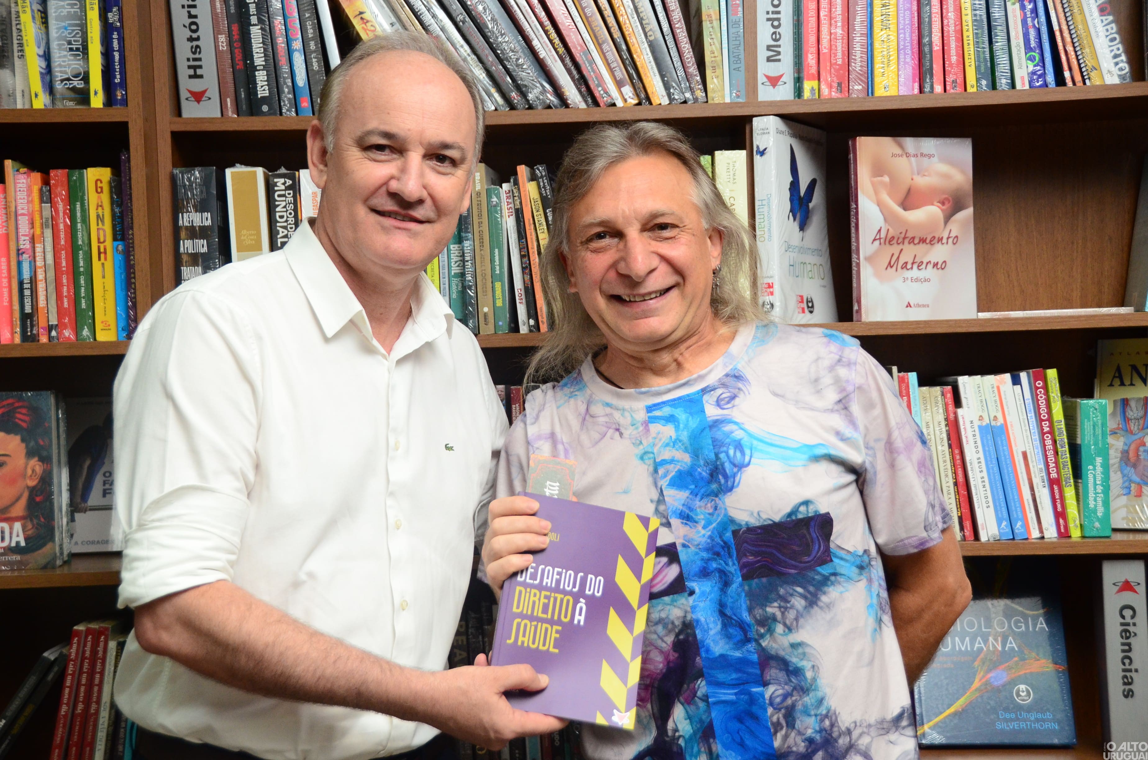 Advogado Cesar Riboli lança mais um livro