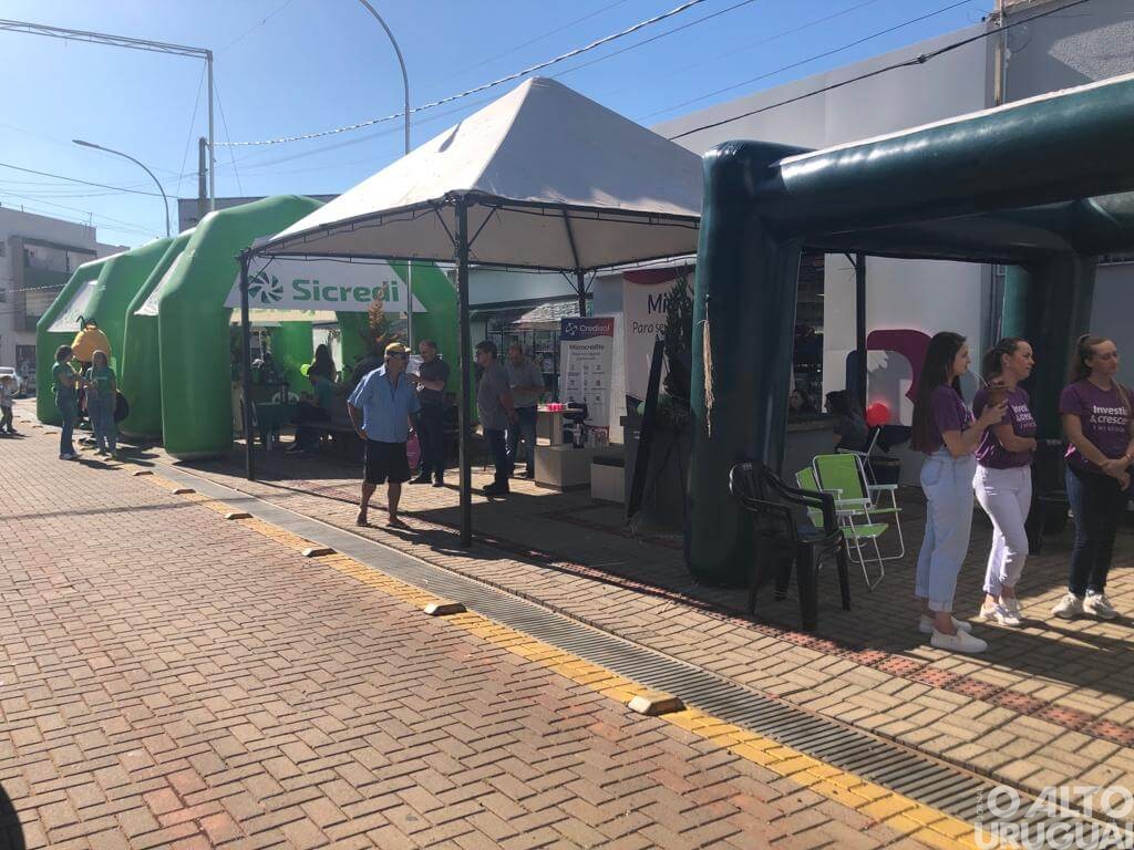 1º Feirão de Crédito e Empregos acontece até a tarde deste sábado em FW