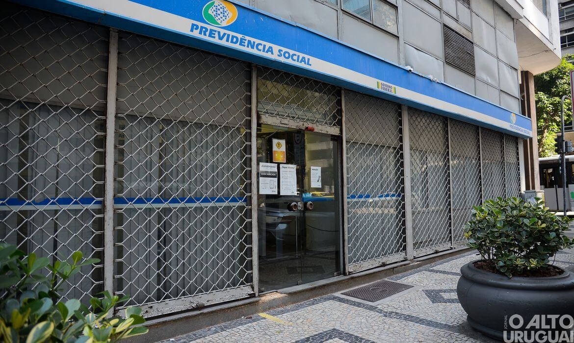 Cerca de 85 mil pessoas podem ter benefício do INSS suspenso