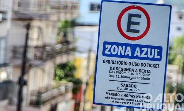 Vereadores de FW têm até quinta-feira para analisar alterações no projeto do estacionamento rotativo