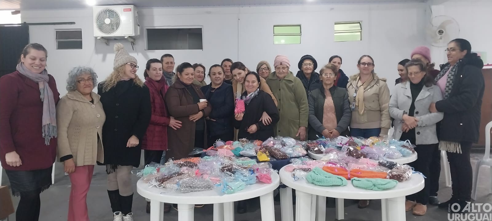 Realizada primeira entre do Projeto “Tricô e Crochê Solidário” de Cristal do Sul