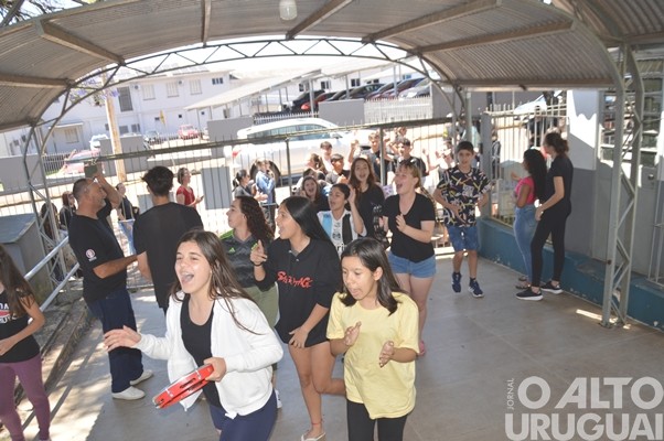 Bandas da Escola Cardeal Roncalli conquistam cinco títulos de campeãs e três de vice-campeãs em SC
