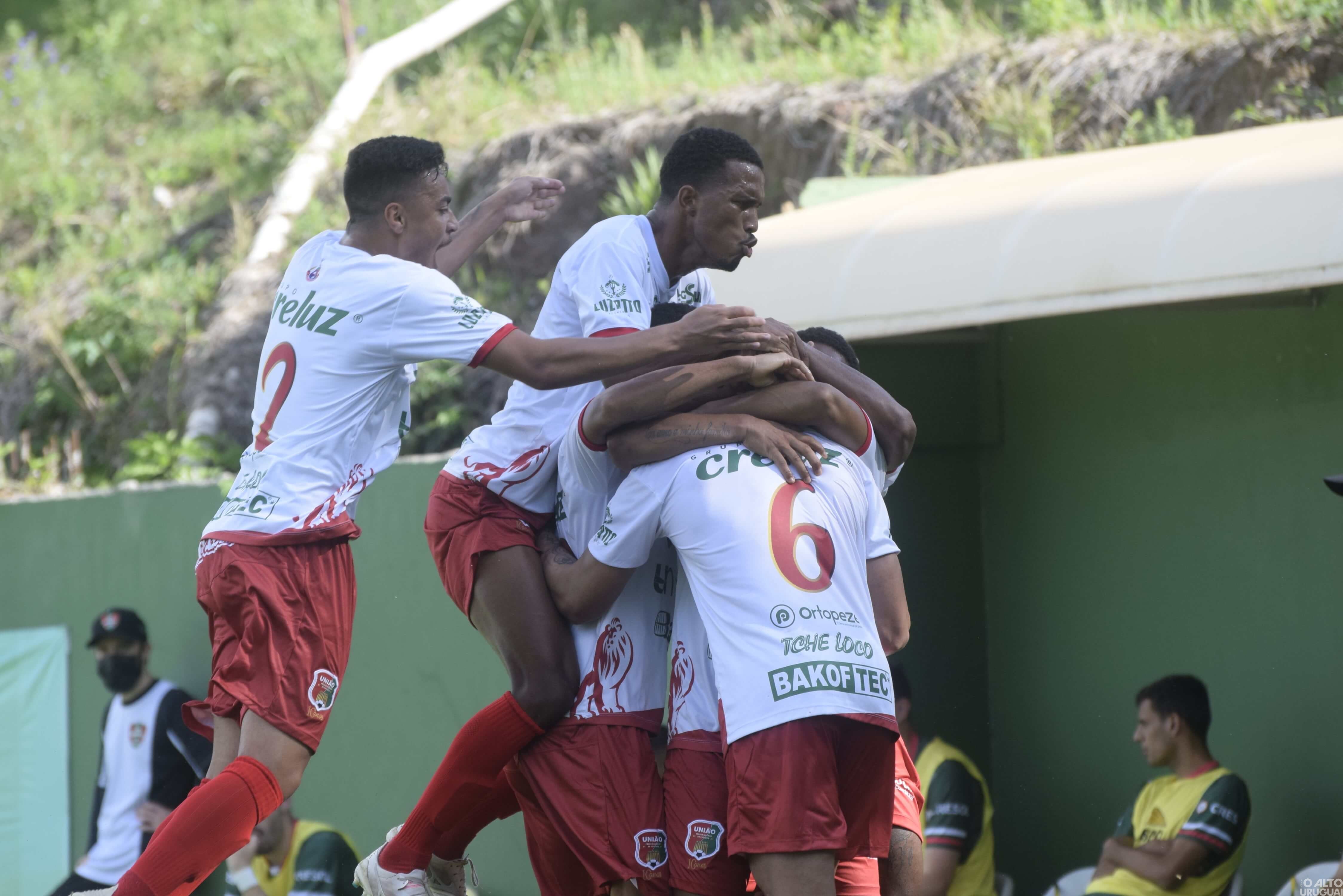 Em partida movimentada, União supera Igrejinha fora de casa