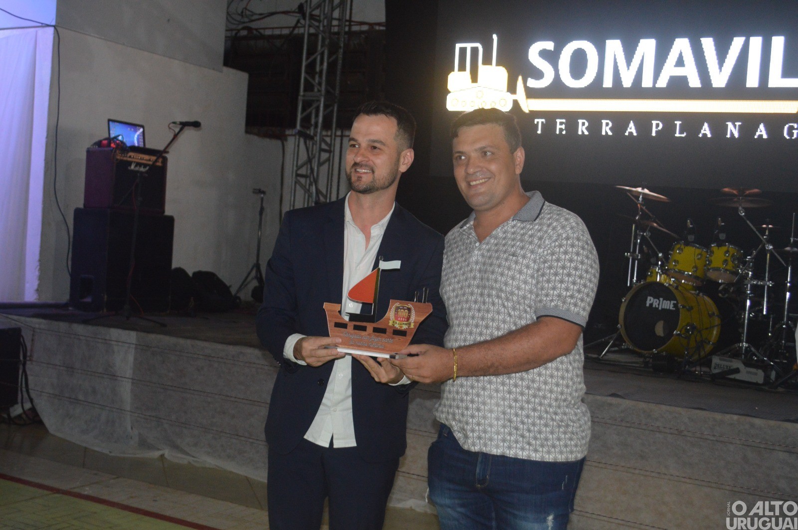 Centenas de pessoas participam das comemorações dos 100 anos de São João do Porto