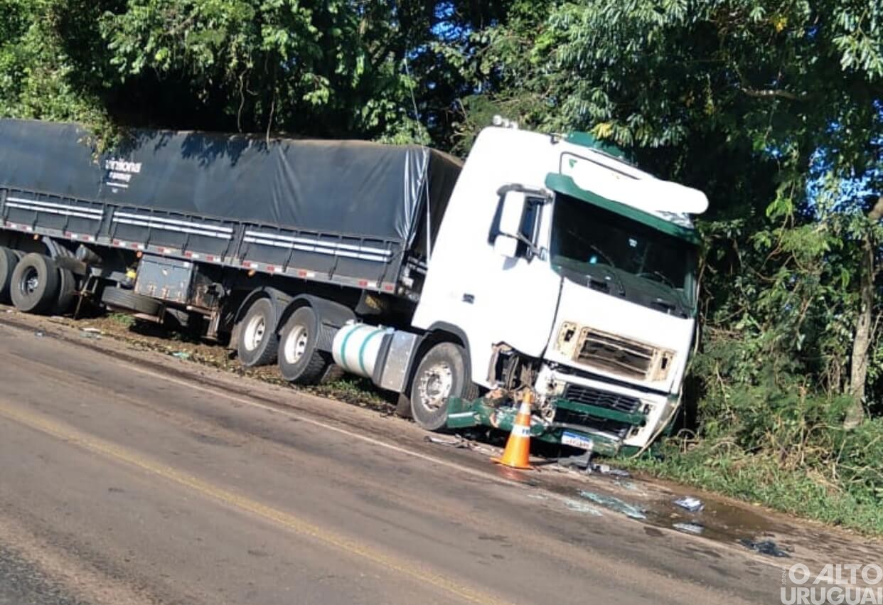 Jovens morrem em acidente na BR-386 em FW