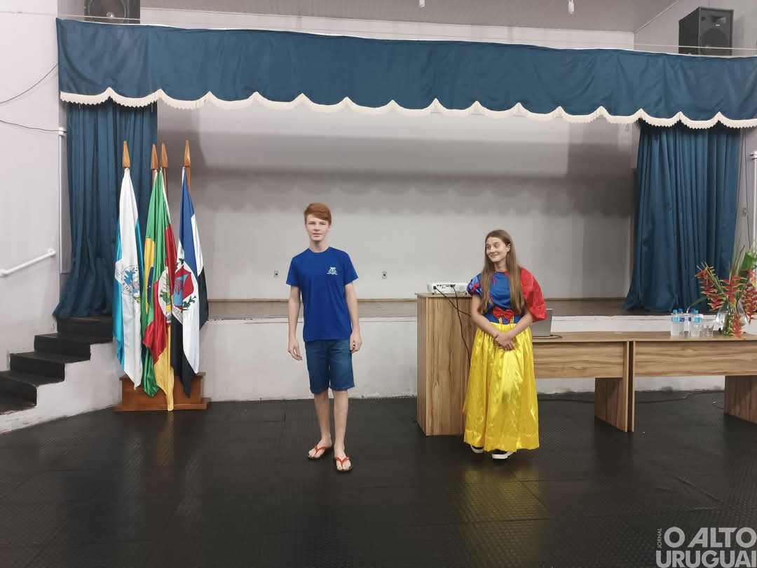 Realizada 2º Mostra Científica e Pedagógica e 1ª Feira das Profissões da Escola Estadual 14 de Maio