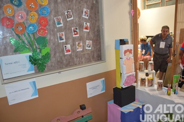 Apae/FW realiza 1ª Edição da Mostra Pedagógica