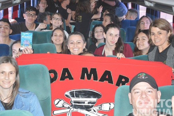 Bandas da Escola Cardeal Roncalli conquistam cinco títulos de campeãs e três de vice-campeãs em SC