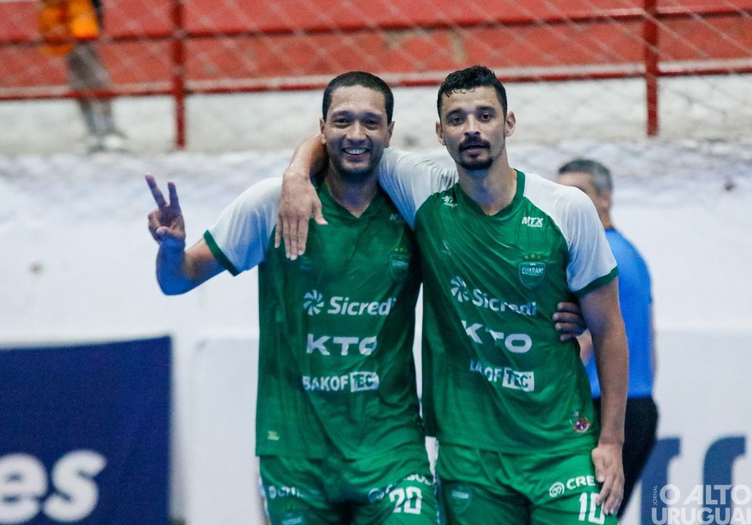 Guarani vence o Yeesco