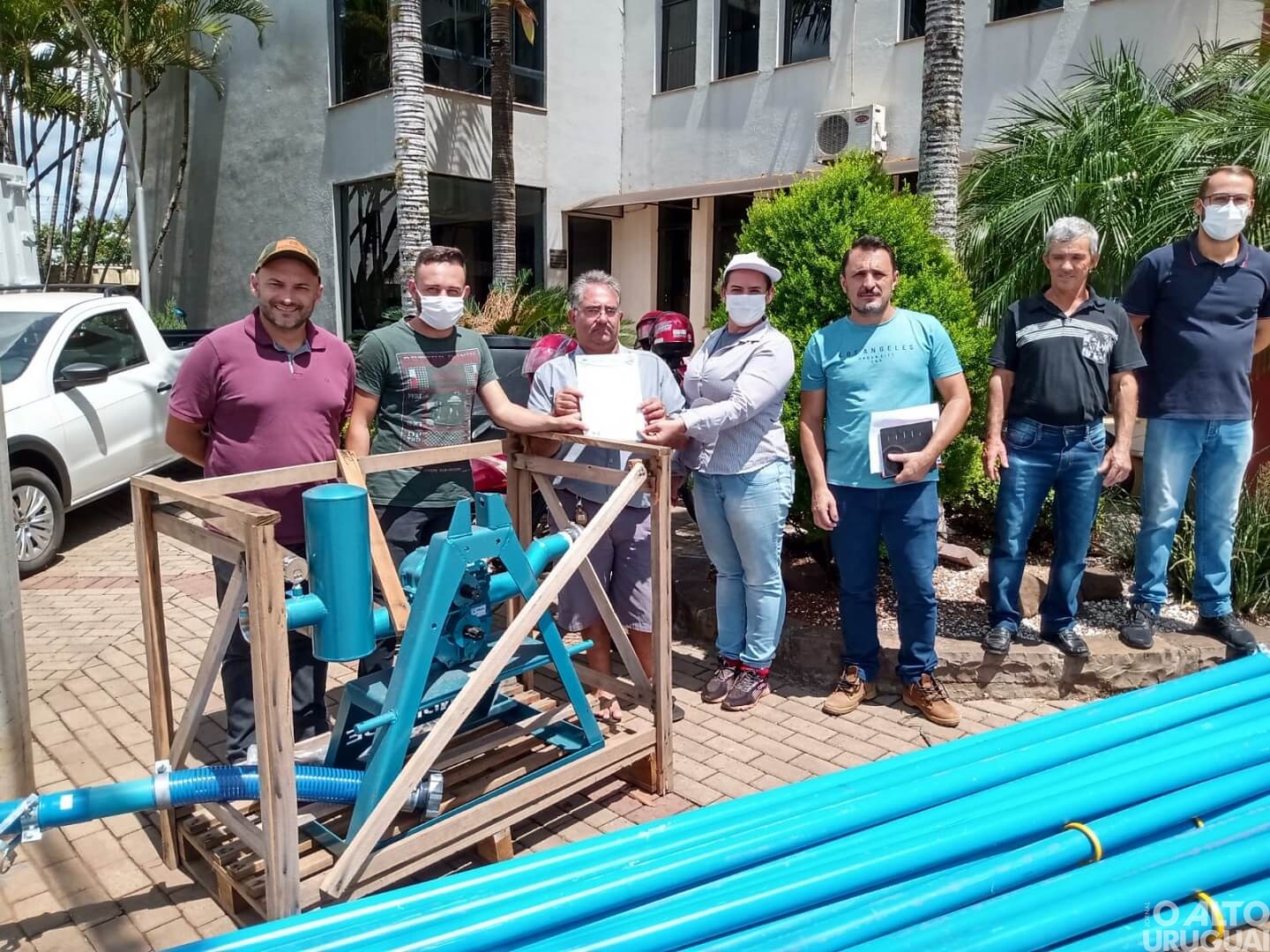 Palmitinho: agricultores recebem equipamentos para recalque de água e fertirrigação