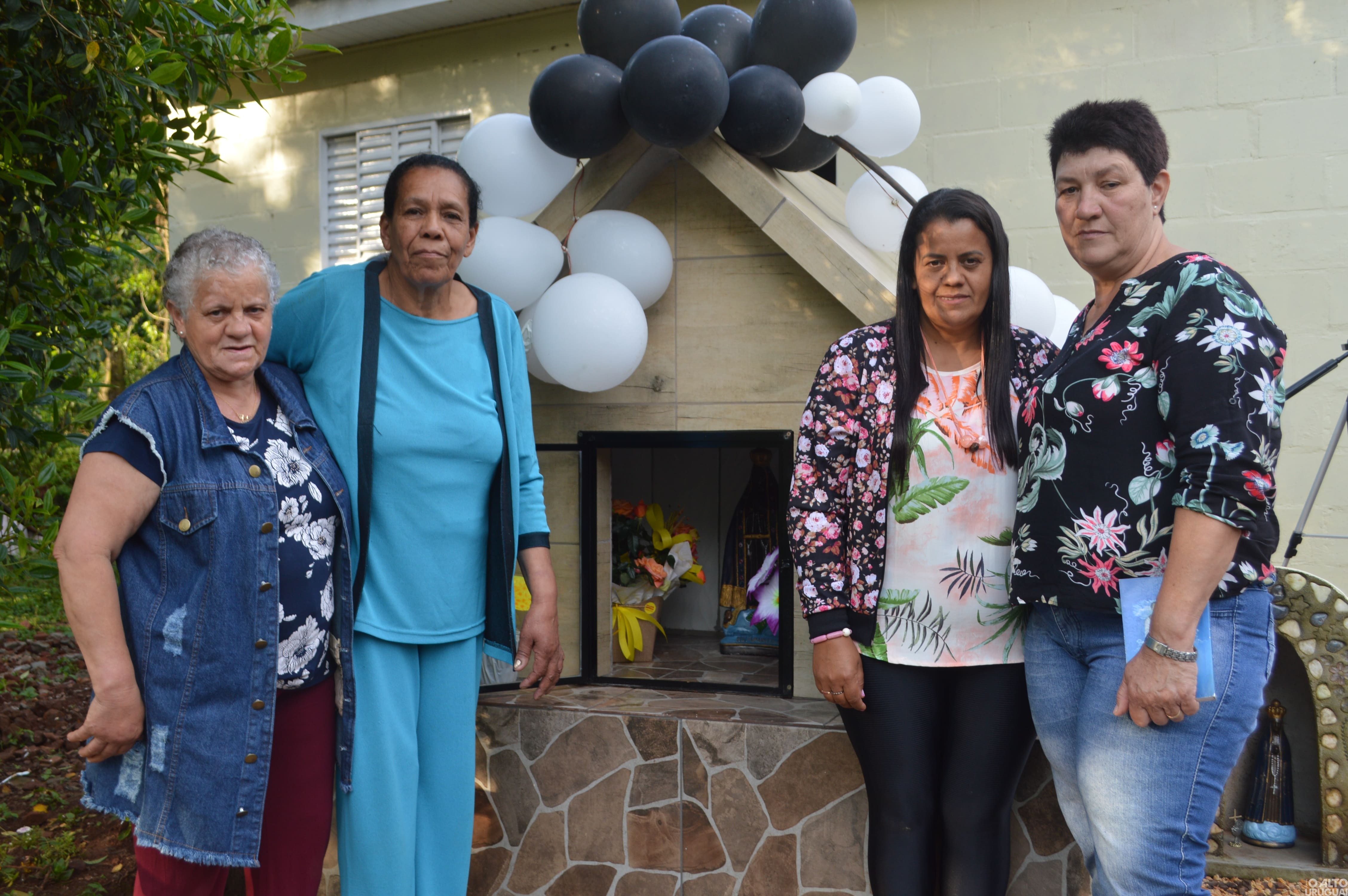 Gruta de Nossa Senhora Aparecida é inaugurada em Caiçara