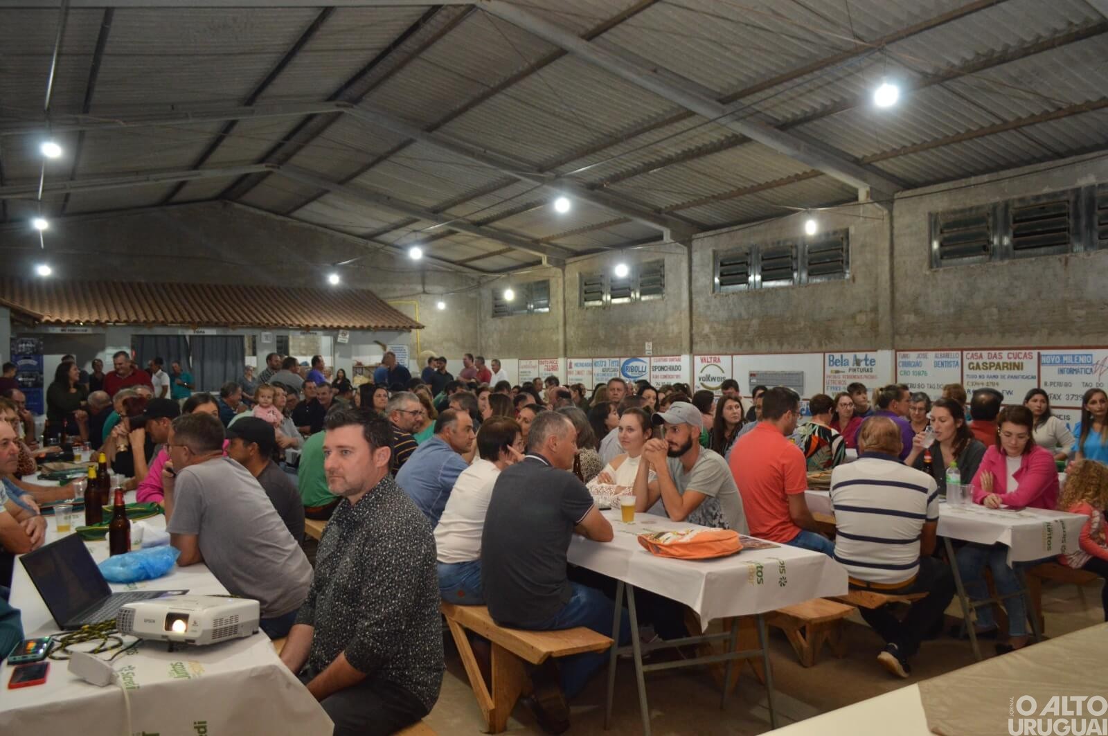 Taquaruçu do Sul promove jantar de inauguração do calçamento da linha Chiele/Pessotto