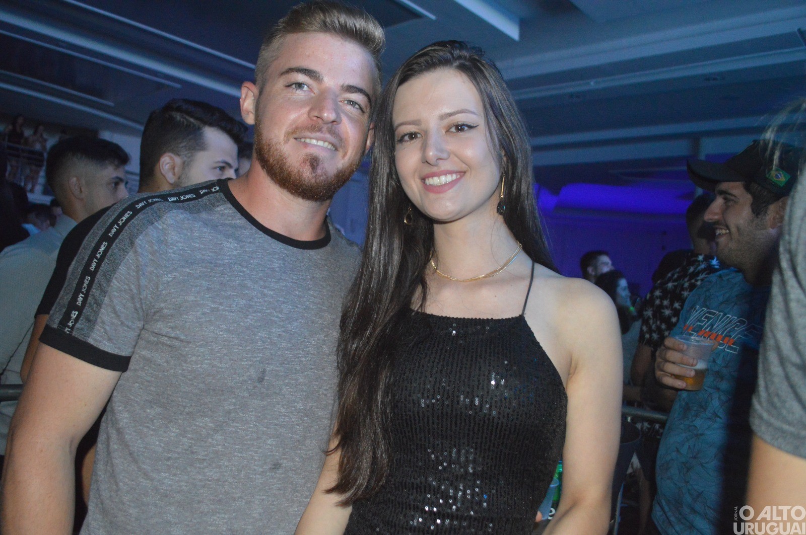 Sertanejo Luan Pereira reúne grande público em show em FW