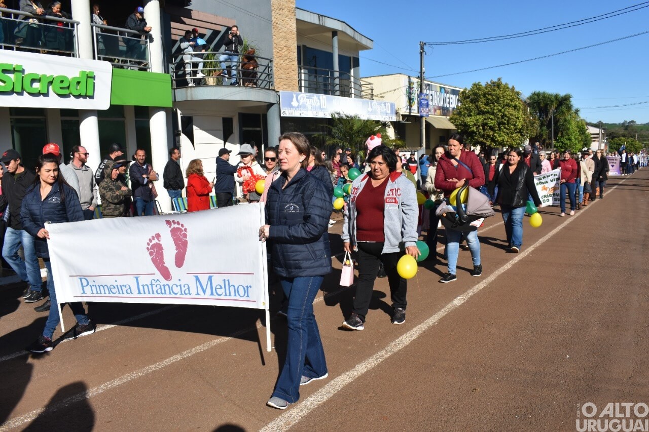 Cristal do Sul celebra Semana da Pátria e abre Semana Farroupilha