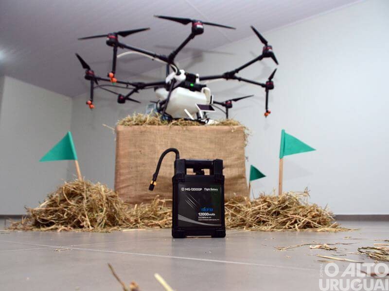 Empresa de drones de pulverização agrícola inaugura sede em FW
