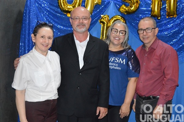 Campus UFSM/FW celebra 18 anos de história com homenagens e confraternização