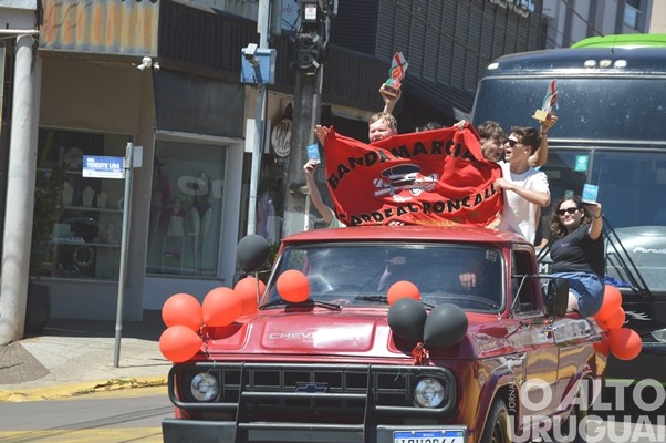 Bandas da Escola Cardeal Roncalli conquistam cinco títulos de campeãs e três de vice-campeãs em SC