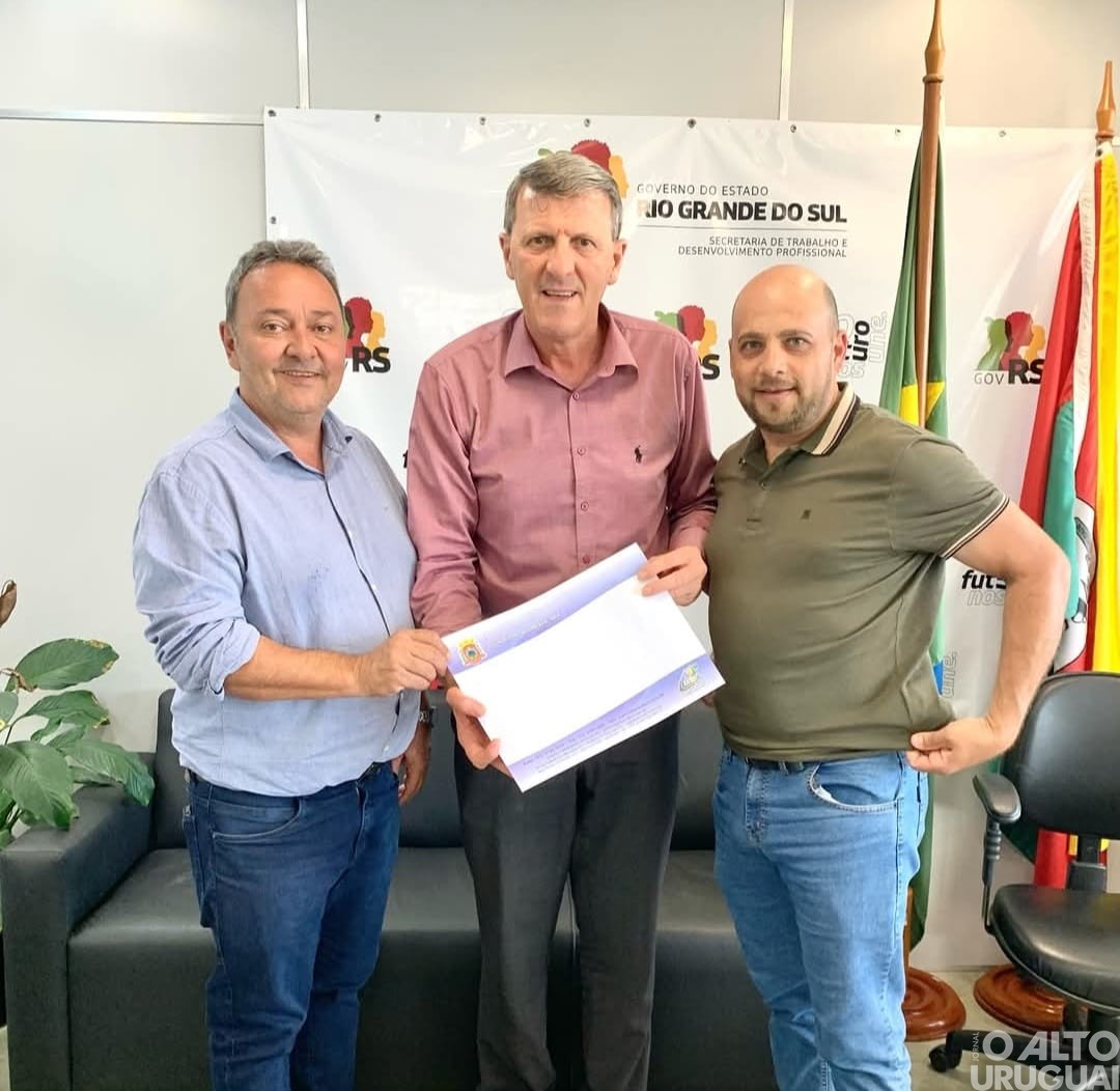 Prefeito de Jaboticaba cumpre agenda em Porto Alegre