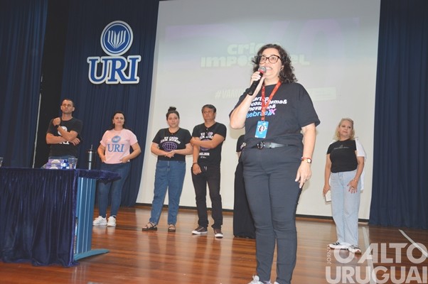 Caravana do Enem reúne mais de 600 estudantes na URI/FW