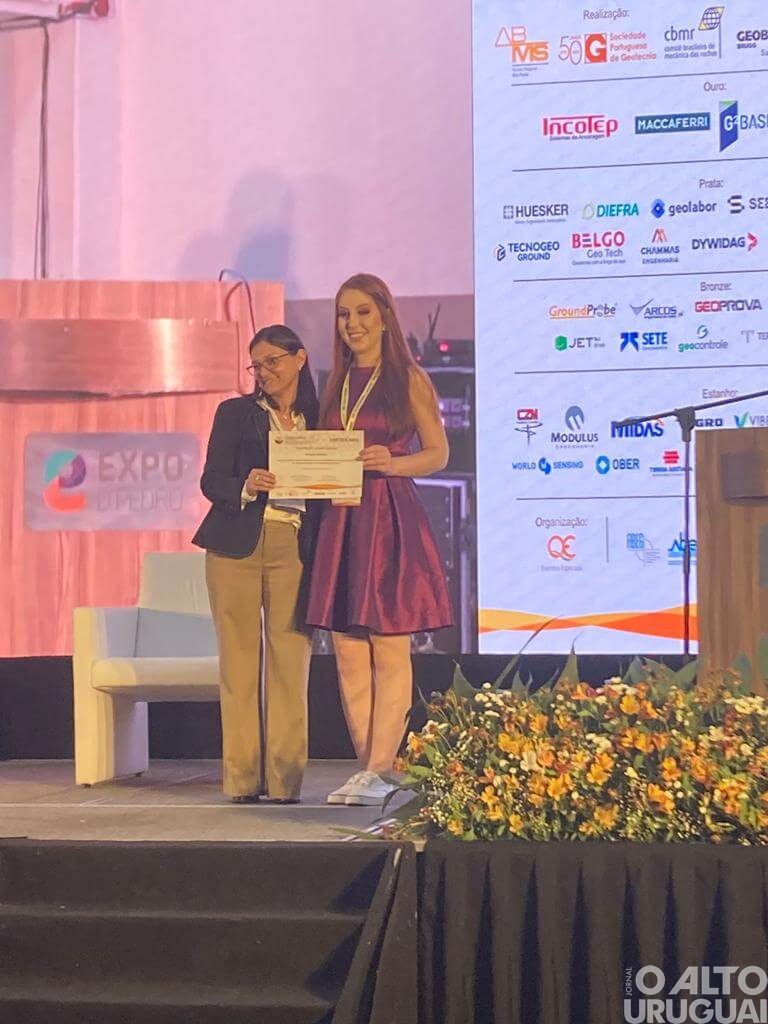 Frederiquense recebe Prêmio Pesquisa e Inovação GeoJovem