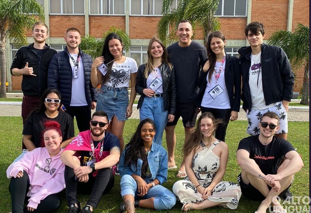 Rotaract Club FW participa da Conferência Distrital em Santa Maria