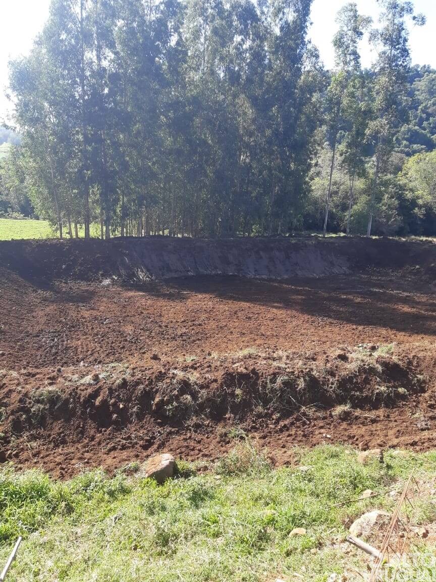 Vista Alegre: Secretaria de Obras auxilia agricultores