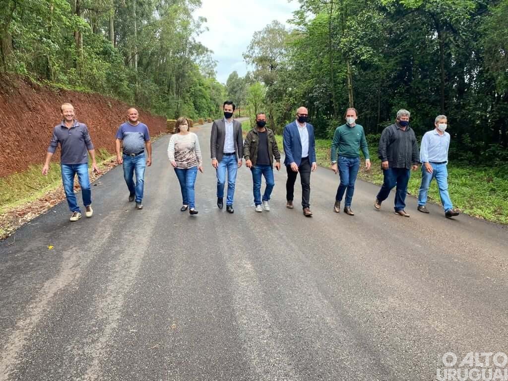 Juvir Costella garante conclusão das obras na ERS-528