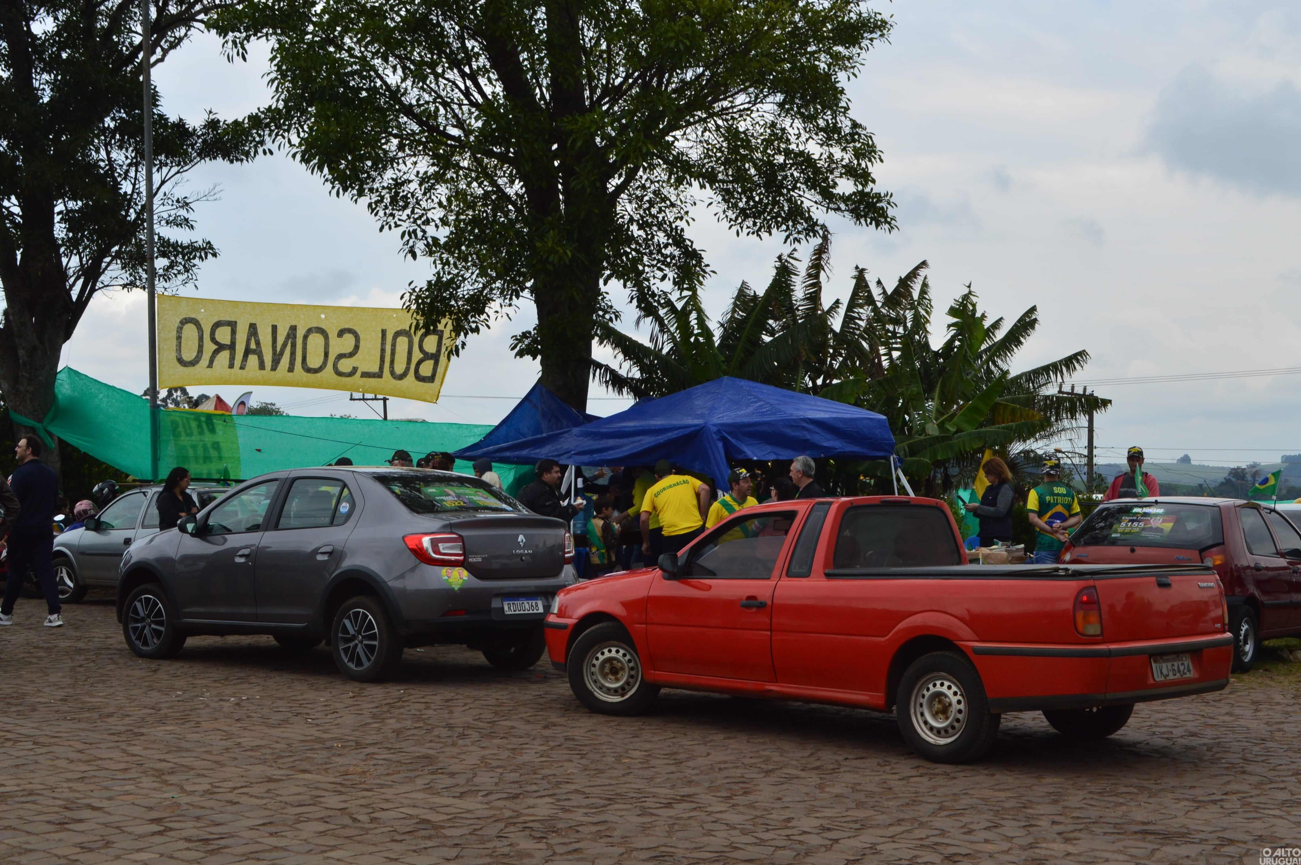 Atos a favor de Bolsonaro acontecem em FW