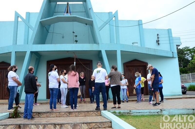 Vicentinos promovem 47ª Caminhada do Agradecimento