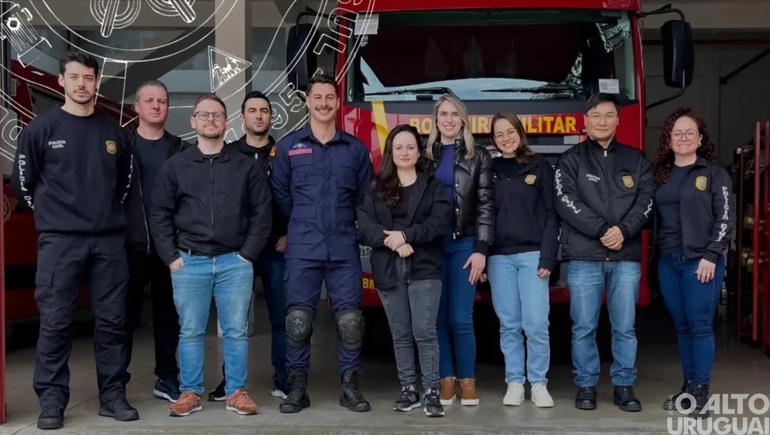 Corpo de Bombeiros de FW capacita Polícia Civil em manobras para salvar vidas