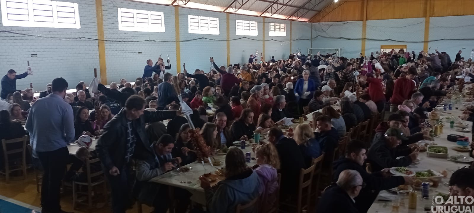 Festa de São Roque reúne centenas de fiéis em Caiçara