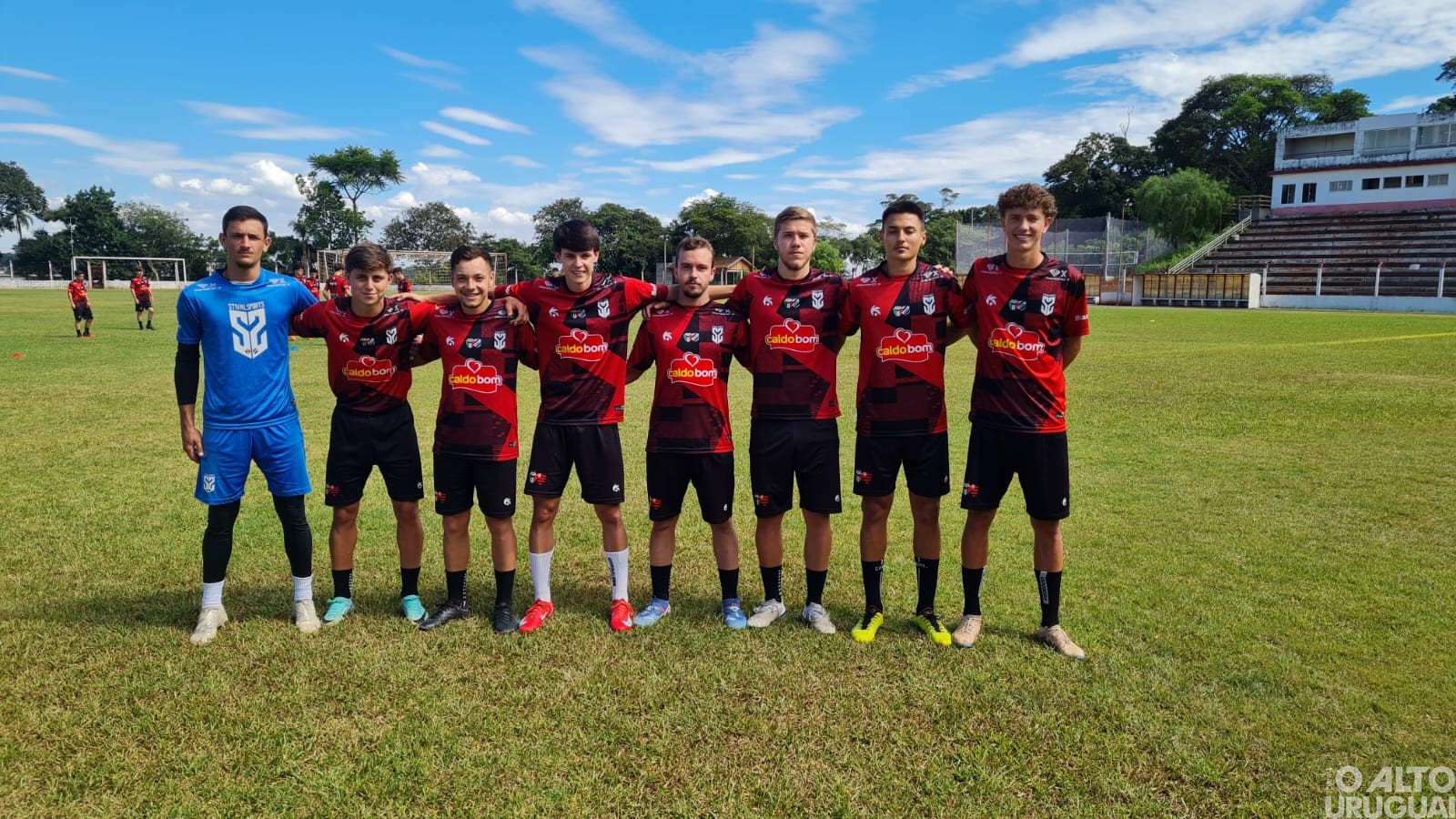 Atletas do projeto “Núcleos de Futebol” integrarão a pré-temporada do União Frederiquense